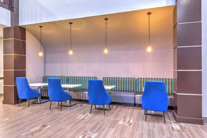 La Quinta Inn & Suites by Wyndham Tyler - University Area