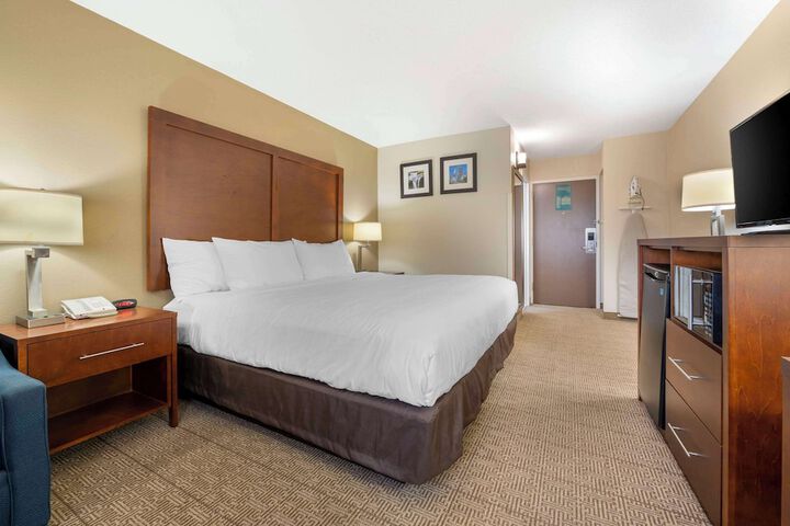 Room 18 of 35