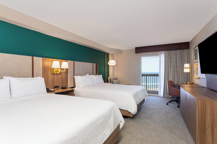 Holiday Inn & Suites Daytona Beach on the Ocean by IHG
