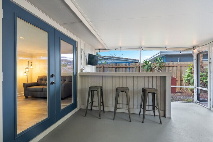 Wills Off Wilton Drive Pool Villa by Opus