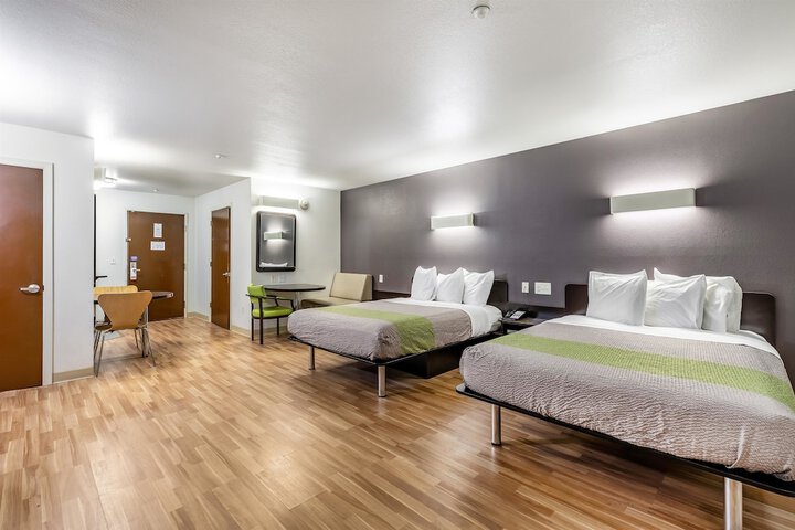 Room 26 of 32