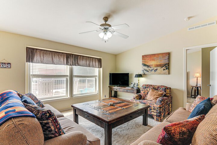 Ranch House in Boulder! Gateway to Nearby Parks!