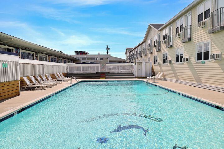Pool 4 of 19