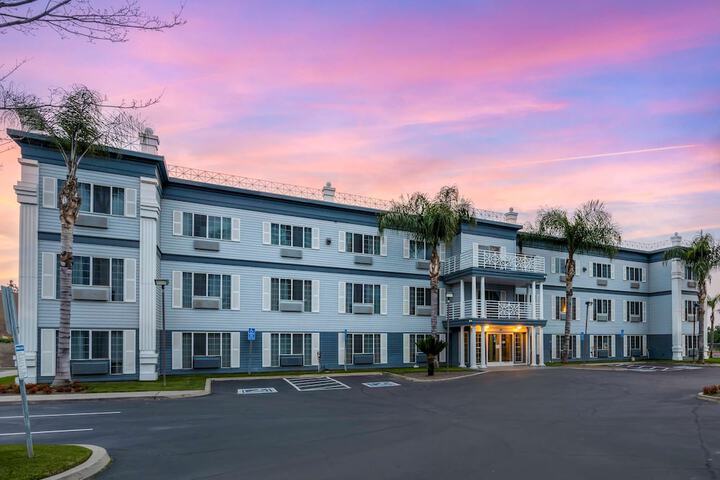 Best Western Colonial Inn
