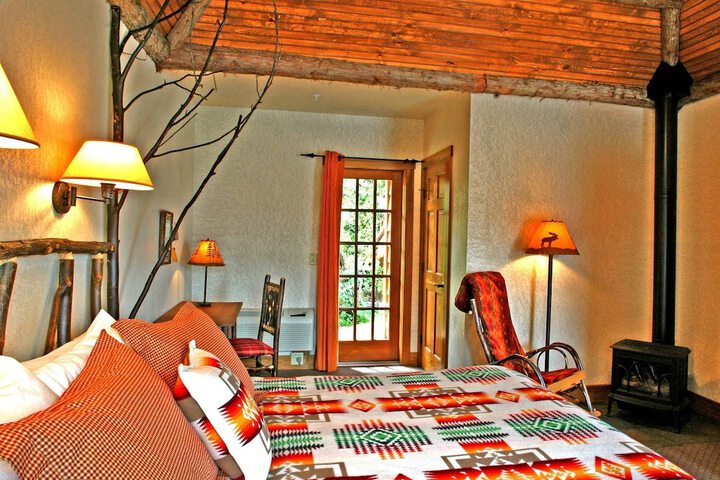 Room 19 of 35