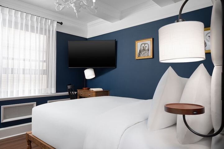 Room 34 of 42