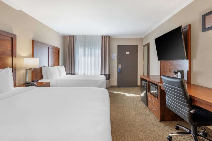 Room 19 of 136