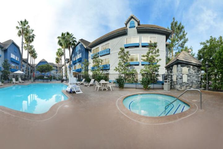 Pool 7 of 64