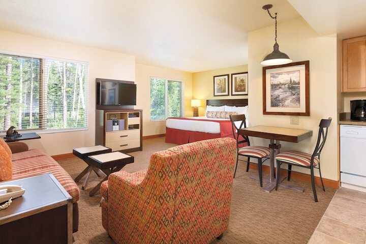 Room 21 of 36