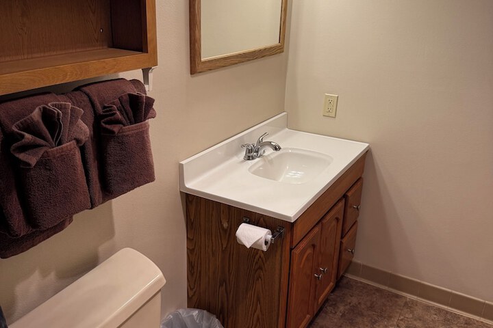 Room 264 of 374