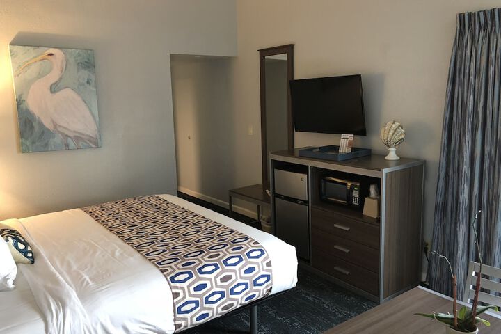 Room 28 of 29