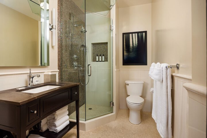 Montecito Inn