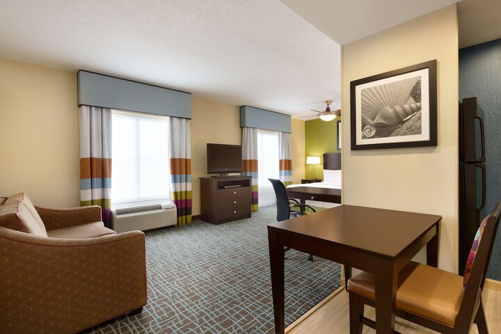 Room 15 of 43