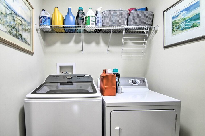 5 Mi to Bethany Beach: Chic Home w / Grill!