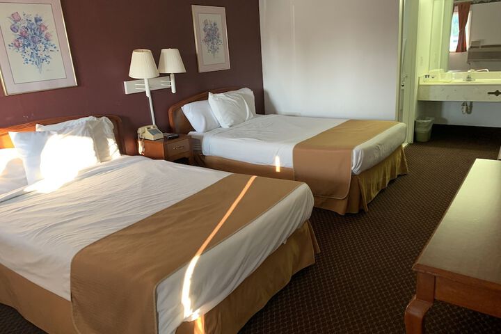 Room 14 of 25