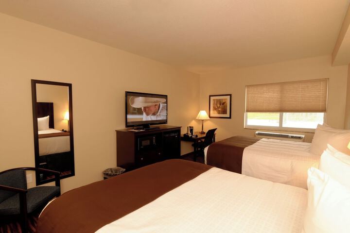 Room 43 of 104