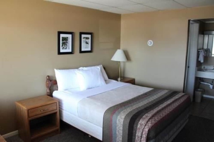 Room 40 of 40