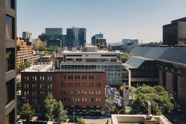 Hotel Le Dauphin Montreal Centre Ville