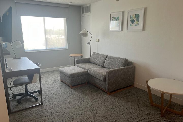 Room 18 of 46