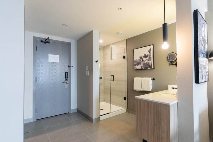 Sandman Signature Dartmouth Hotel & Suites