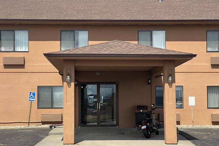 Econo Lodge Oacoma - Chamberlain West