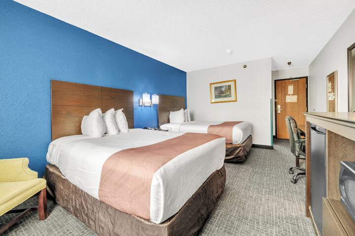 Room 31 of 40