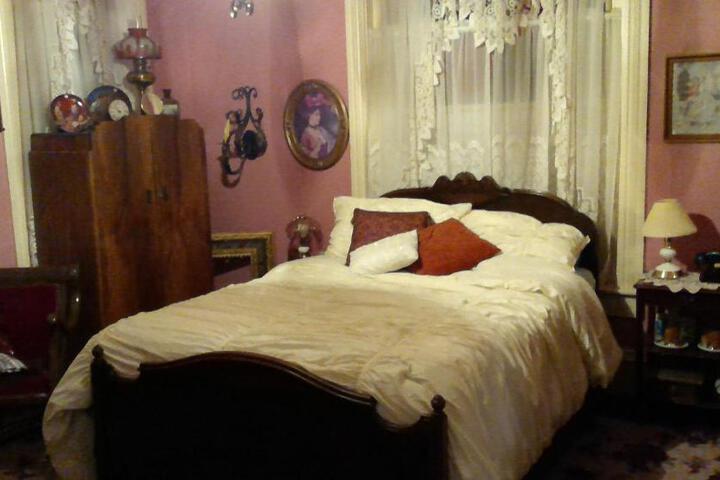 The Mays Place Bed and Breakfast