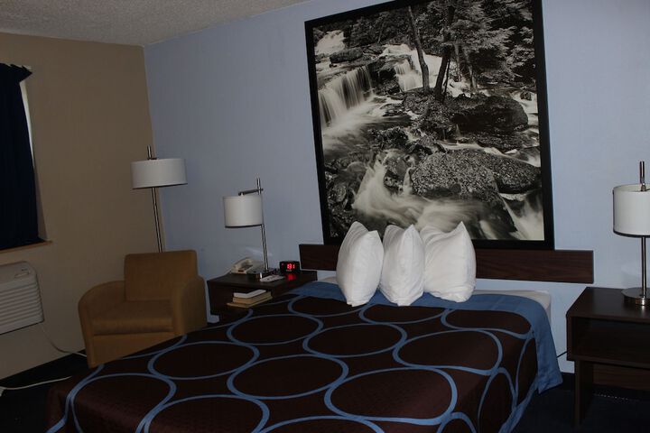 Room 29 of 32