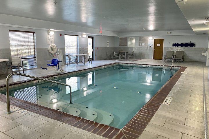 Holiday Inn Express & Suites Sidney by IHG