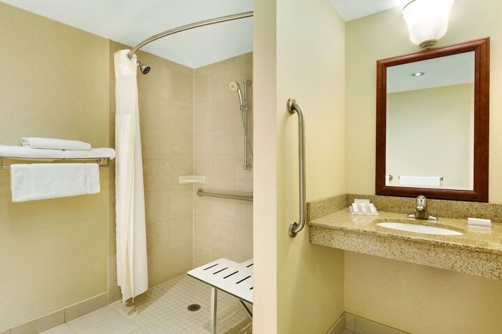 Hilton Garden Inn Niagara-on-the-Lake