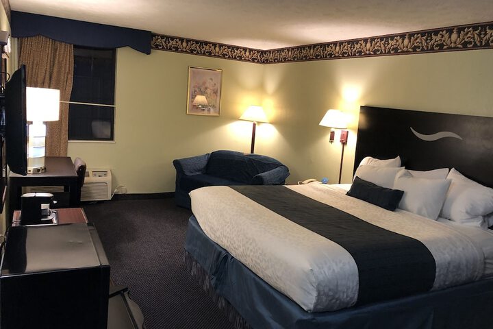 Room 16 of 29