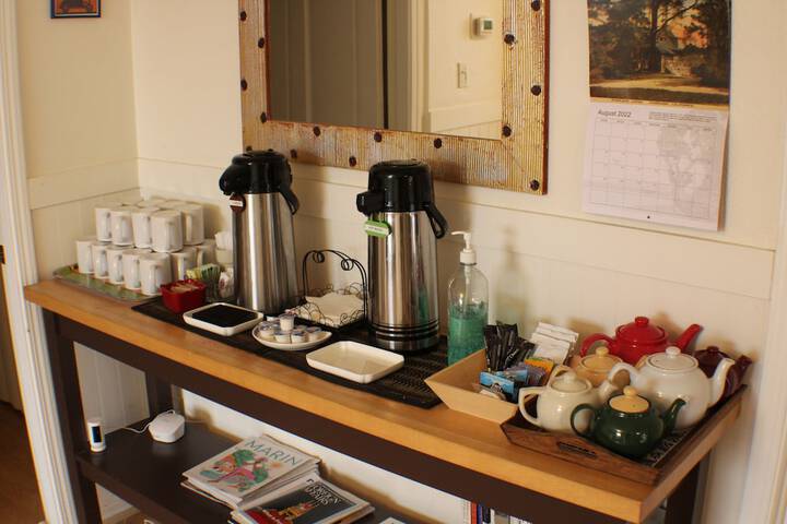 Breakfast/Coffee Service 62 of 64