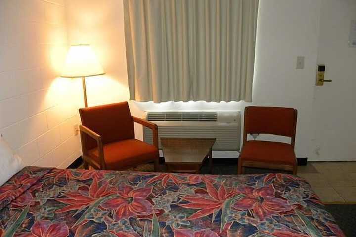 Room 23 of 75