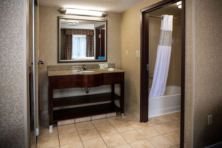 Hampton Inn & Suites Toledo-Perrysburg