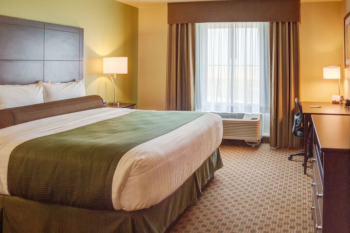 Cobblestone Inn & Suites - Winterset IA