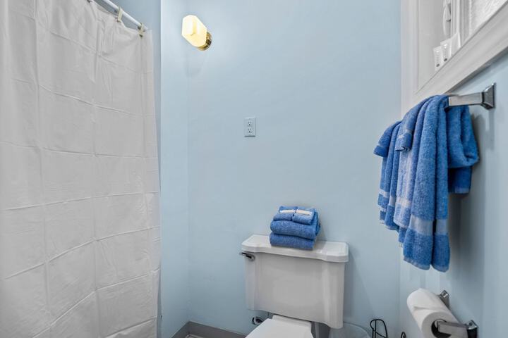 Room 60 of 78