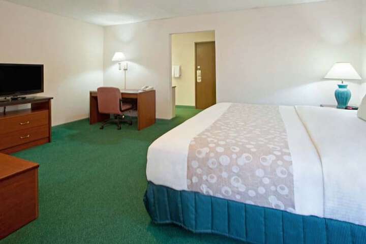 Room 25 of 52