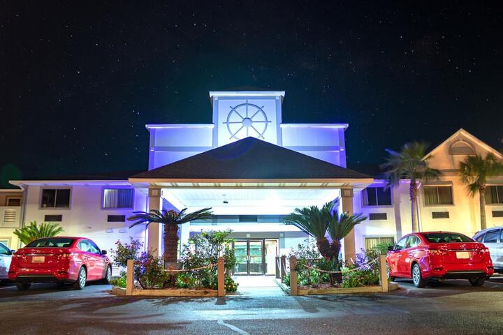Admirals Inn on Tybee Island