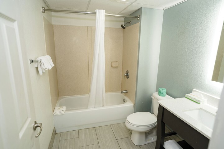 MainStay Suites Knoxville North I-75