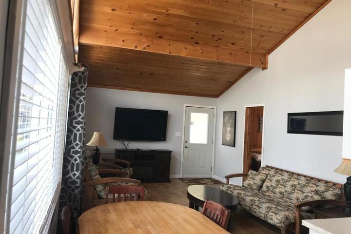 Merland Park Cottages and Motel