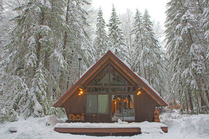 Four Stone Lodge Near Mt. Rainier
