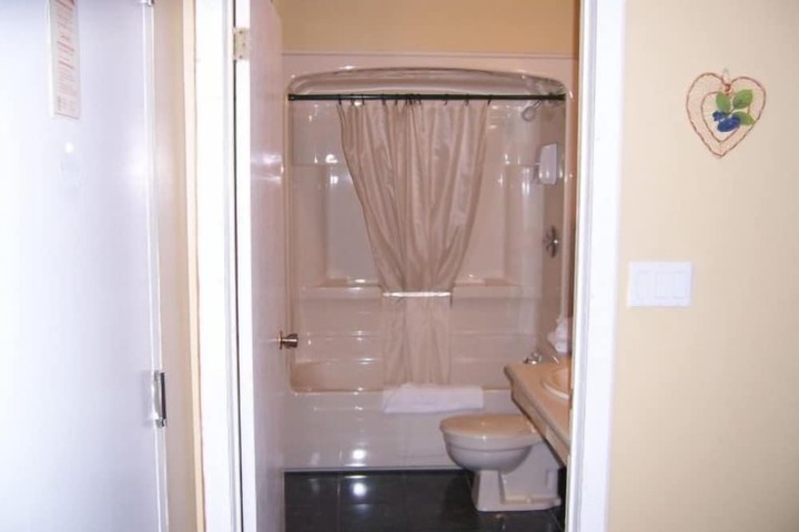 Room 36 of 75