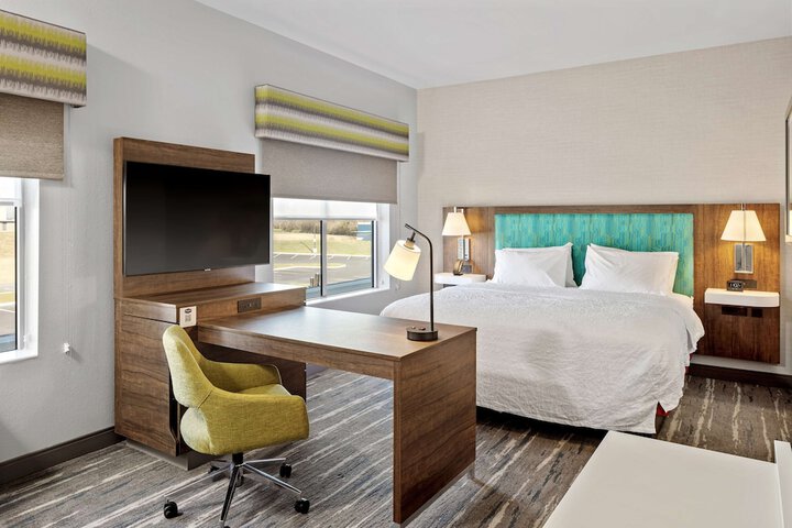 Room 21 of 40