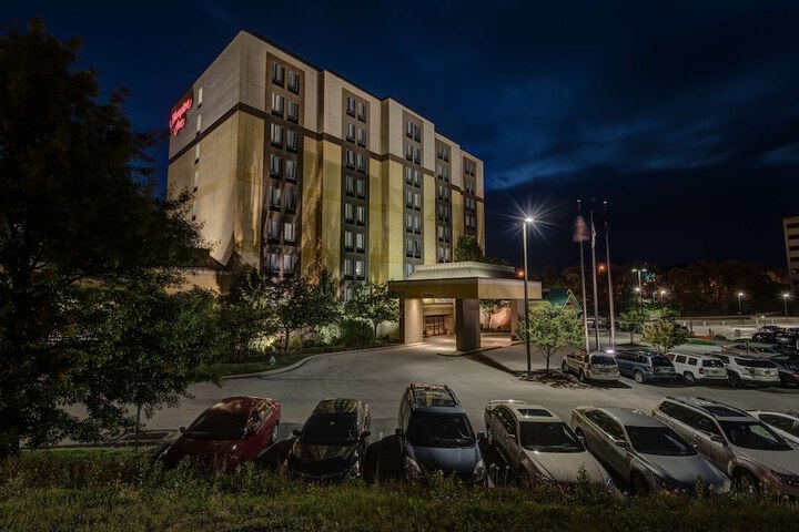 Hampton Inn Pittsburgh / Monroeville