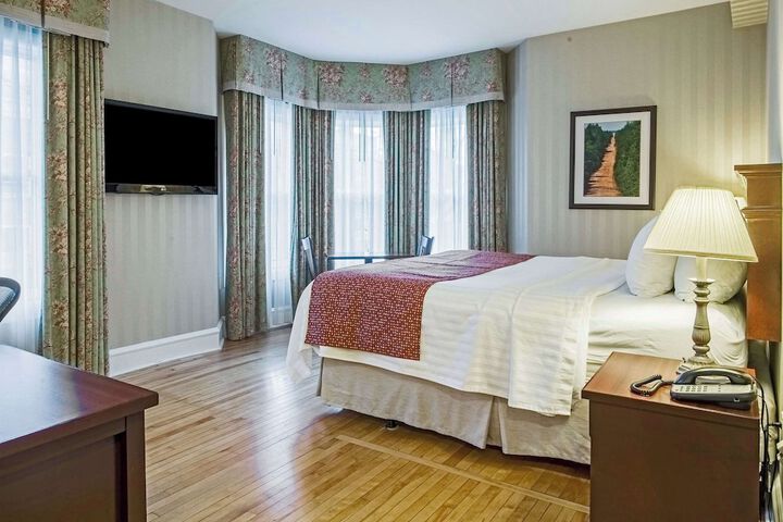 Room 41 of 50
