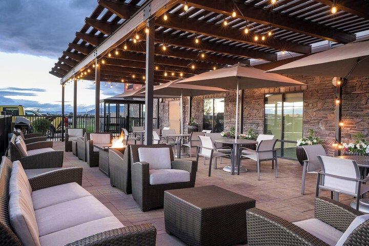 Holiday Inn Express Hotel & Suites Belgrade by IHG