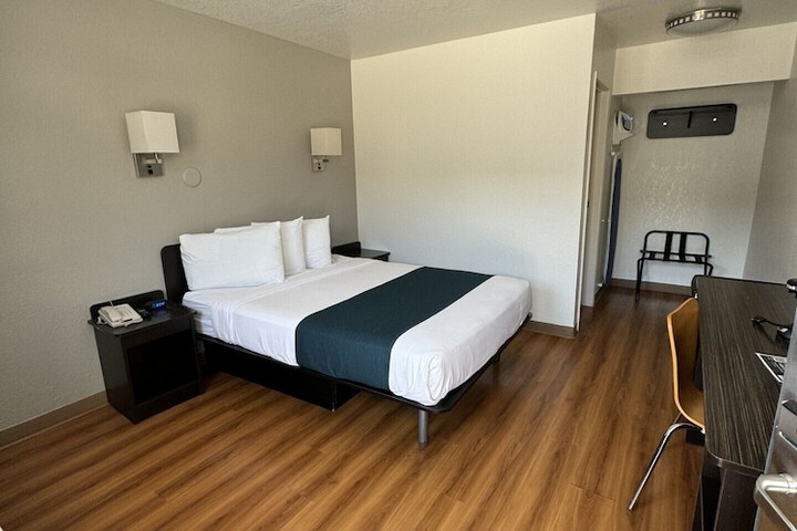 Room 58 of 67