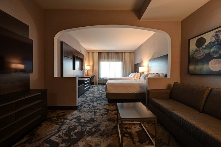 Room 12 of 50