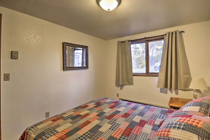 Charming Columbus Apt Along Yellowstone River