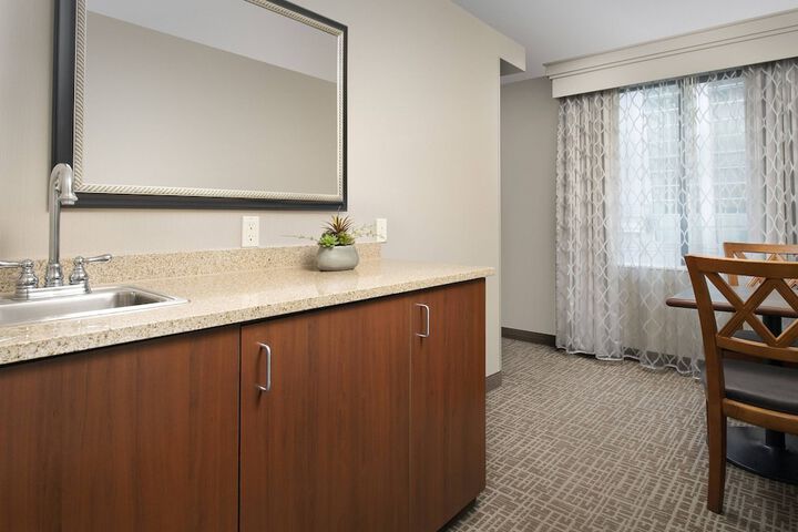 Courtyard by Marriott Tacoma Downtown